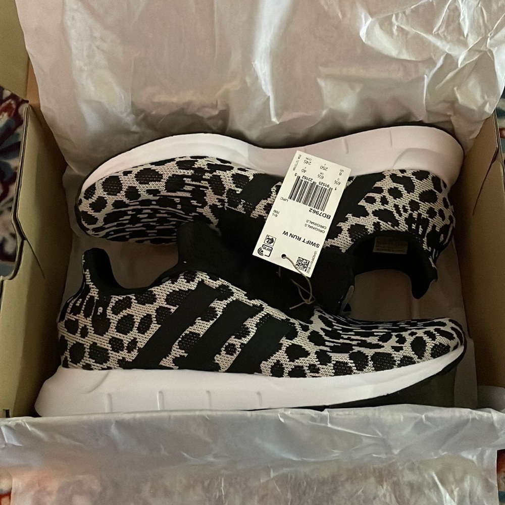 Brand new adidas swift run